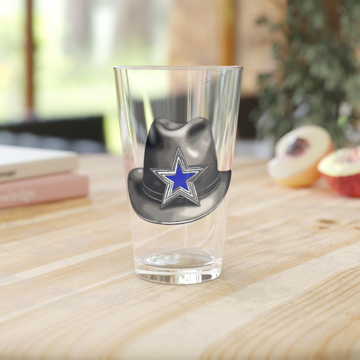 Dallas Cowboys hand-drawn pint glass NFL blue star logo 16oz football fan
