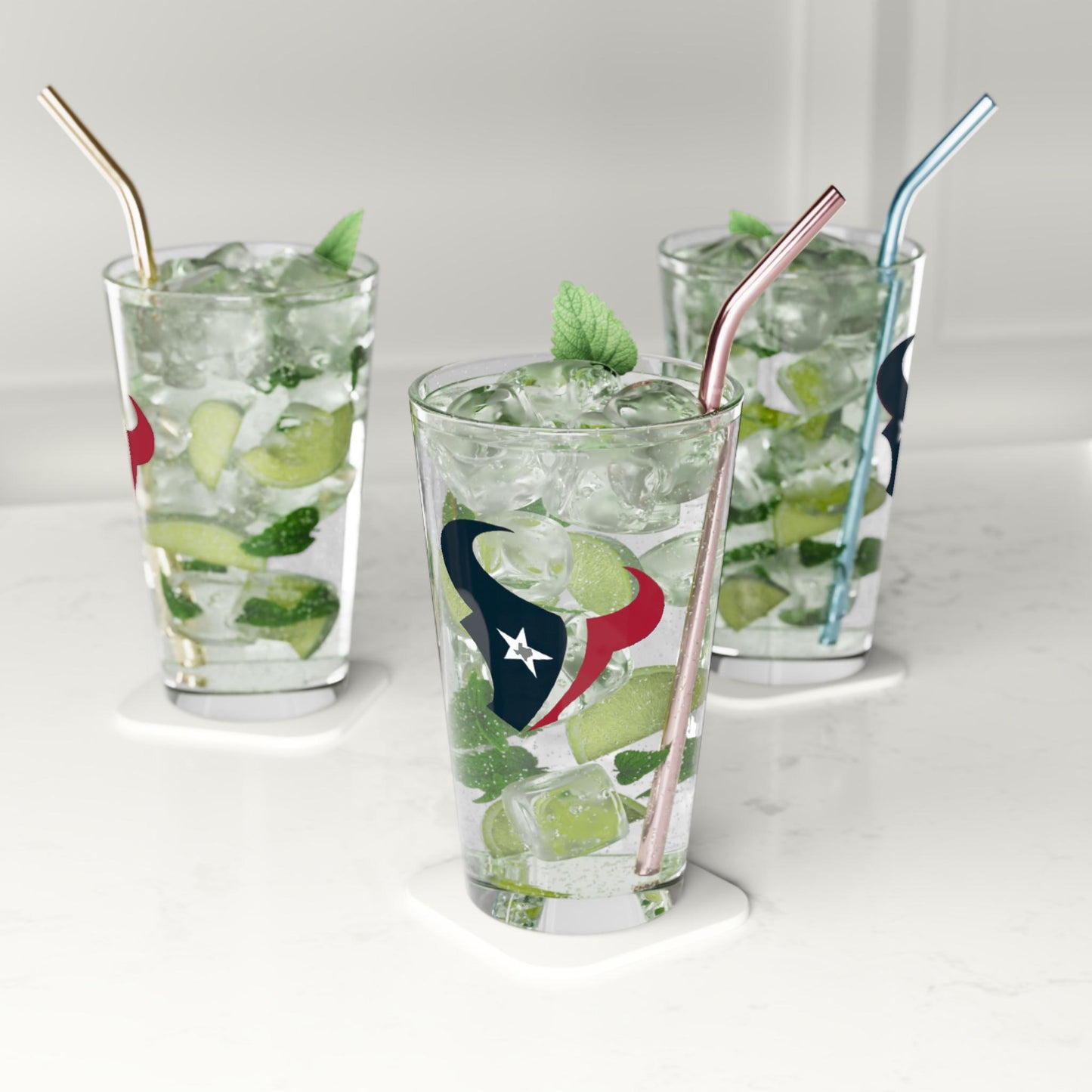 Hand-Drawn Houston Texans Pint Glass - White Star with Gray Texas Design Pint Glass, 16oz