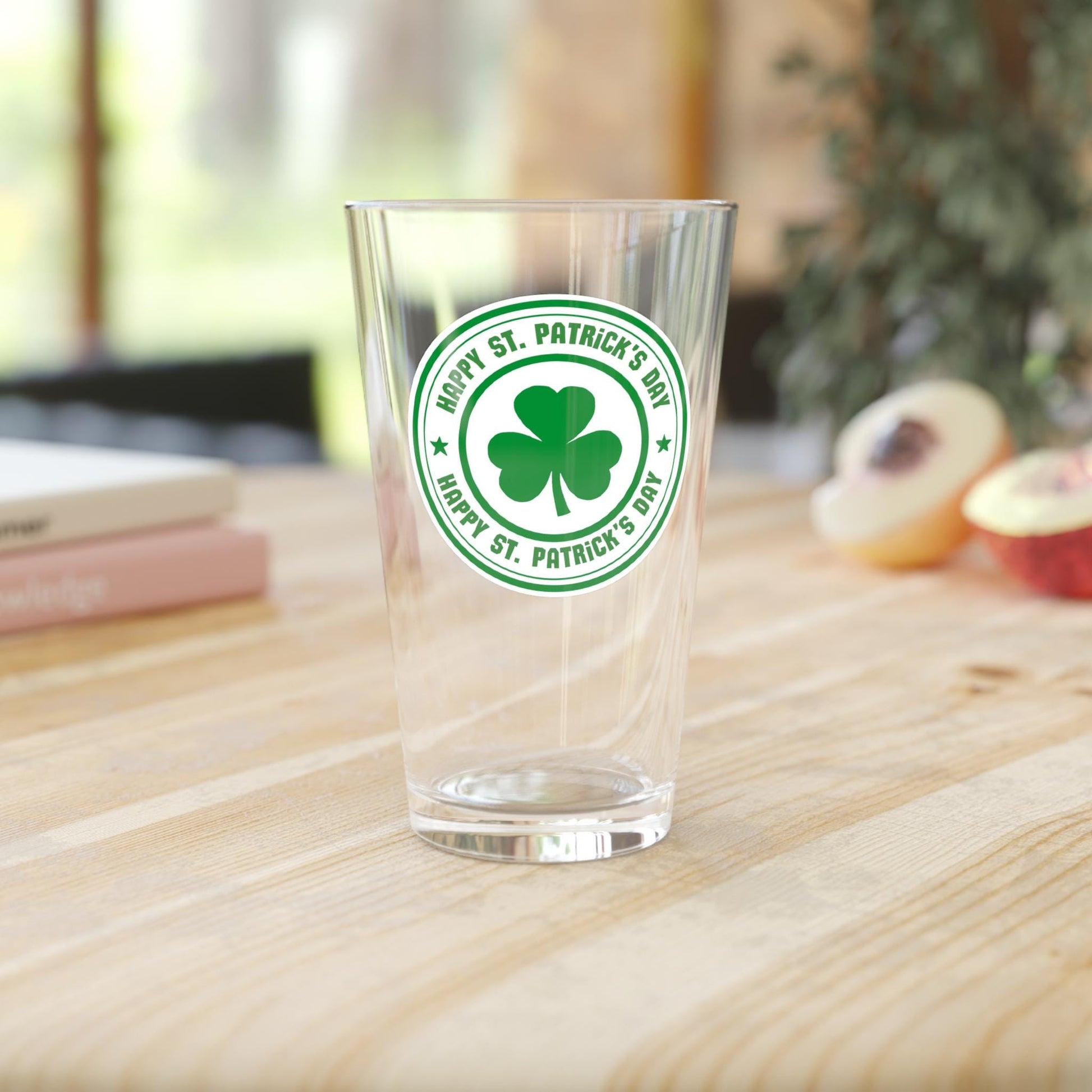 St Patrick’s Day pint glass hand-drawn shamrock clover holiday 16oz beer green